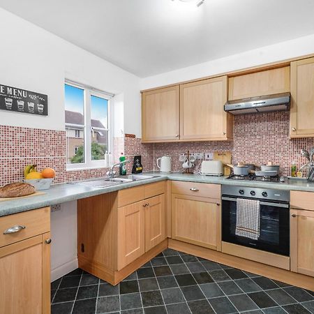 Station & Shops 3Min Walk I Heathrow 15 Mins I X2 Ensuites I Parking X2 Langley Marish Kültér fotó