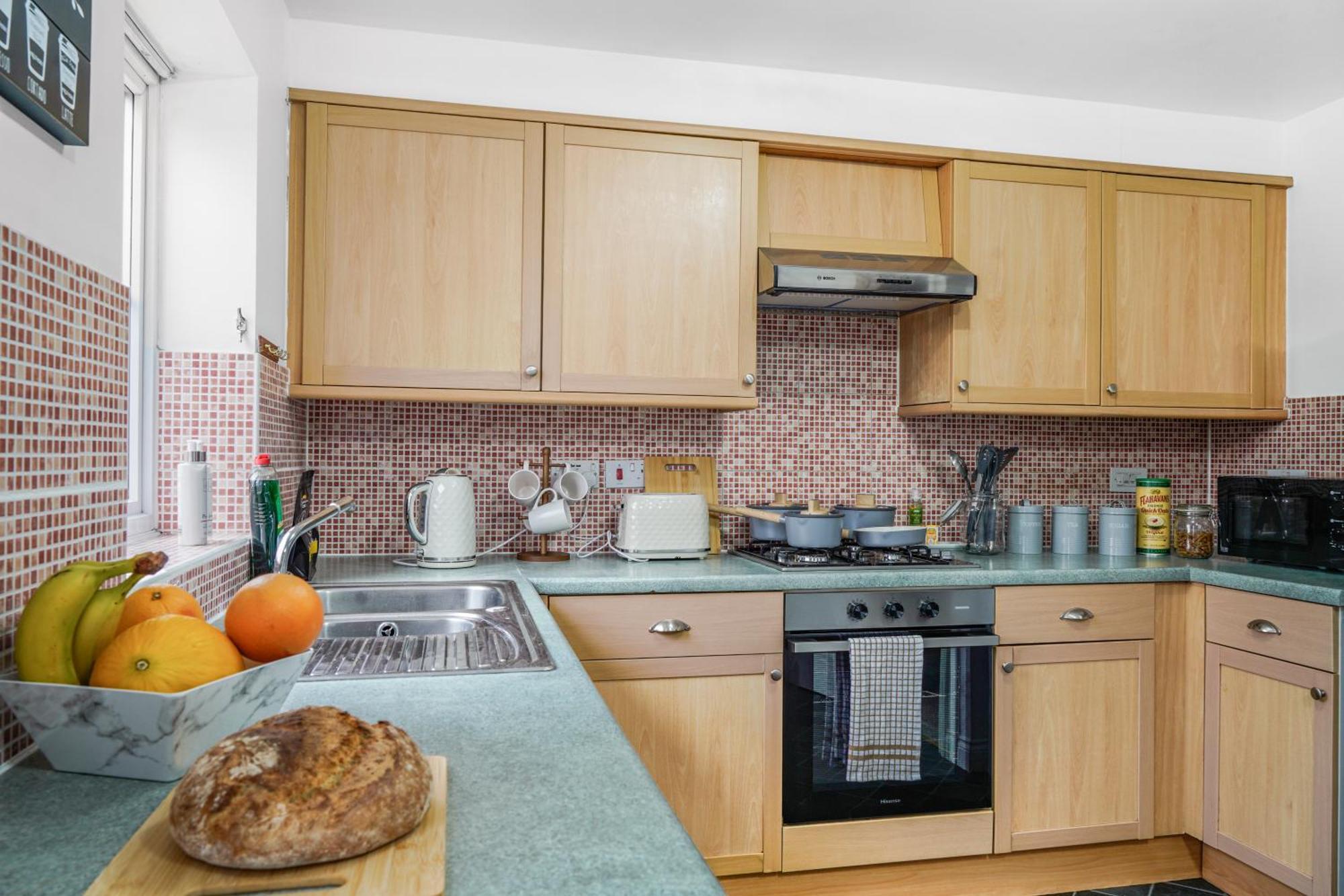 Station & Shops 3Min Walk I Heathrow 15 Mins I X2 Ensuites I Parking X2 Langley Marish Kültér fotó